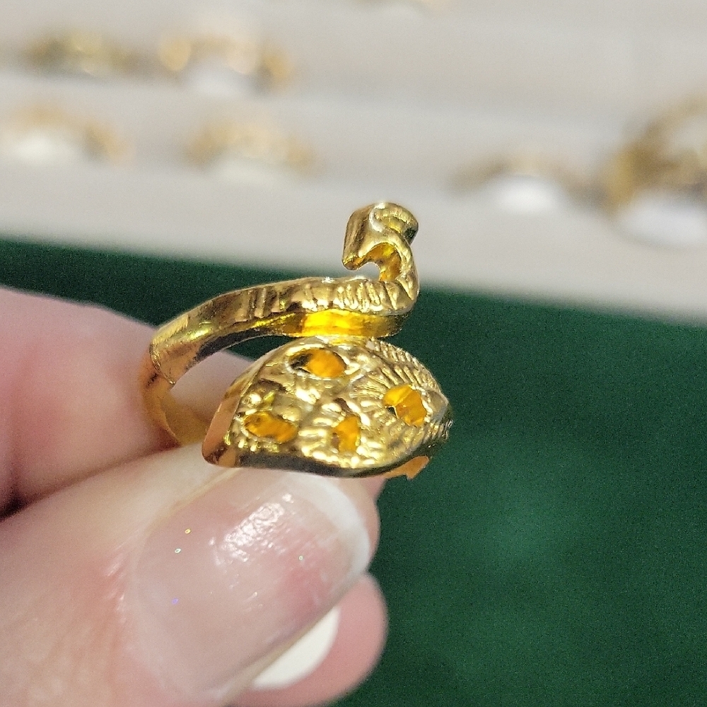 Peacock Gold Tone Ring Size 6
